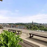 Family Apt, Balcony And Roof Terrace Leilighet *