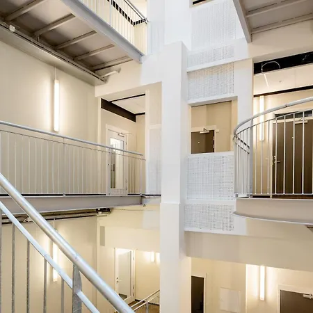 Family Apt, Balcony And Roof Terrace Apartment