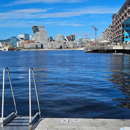 Family Apt, Balcony And Roof Terrace Apartment *