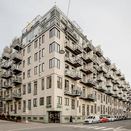 Family Apt, Balcony And Roof Terrace Apartament